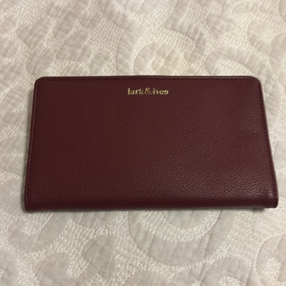 Lark&ives wallet